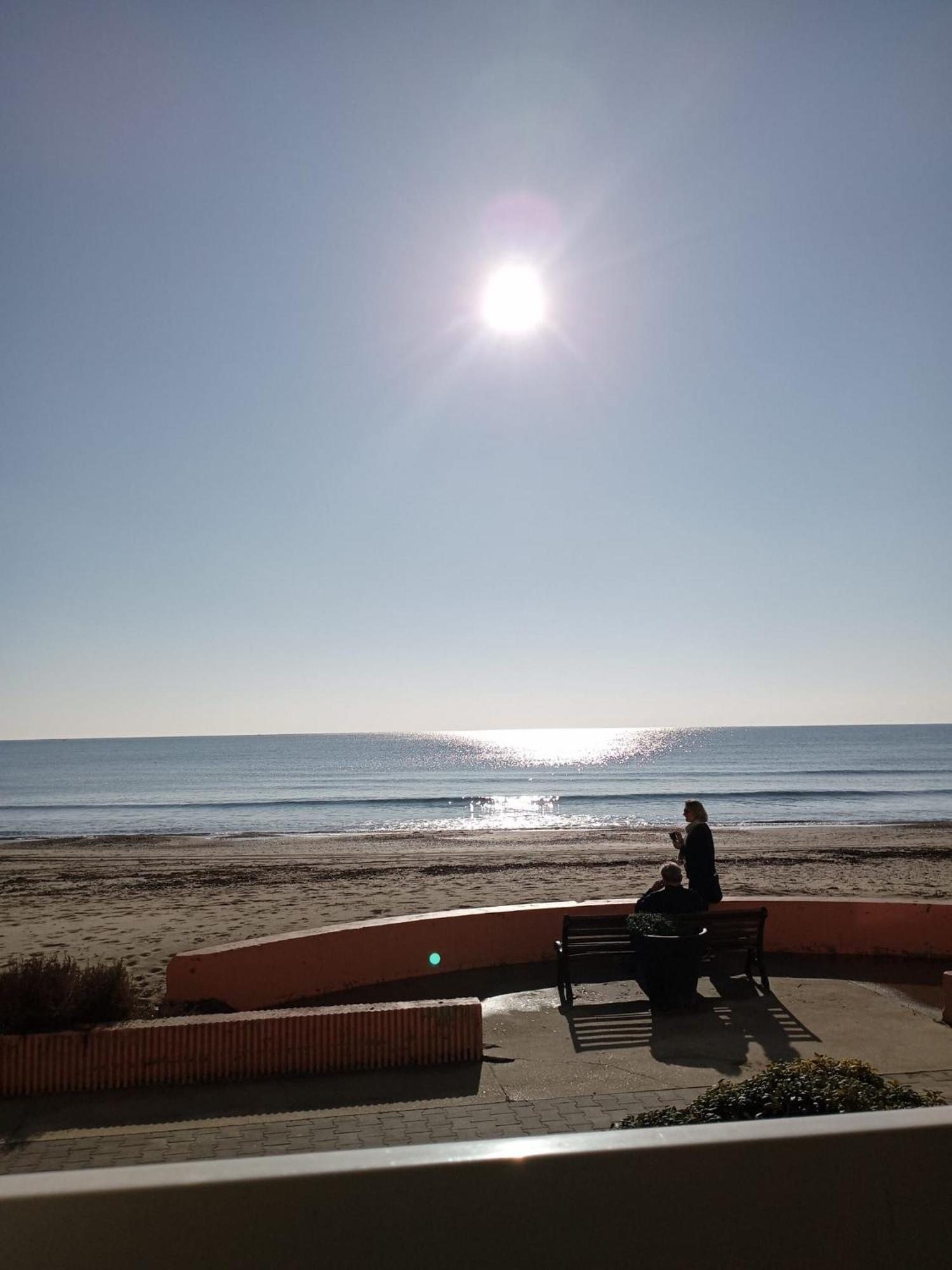 Face A La Mer, Appartement Pour 4 Personnes Sur La Rive Droite Palavas-les-Flots Exterior foto